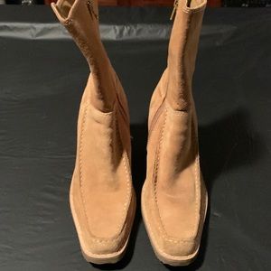 Steve Madden suede Tan wedge boots. Size 8B.